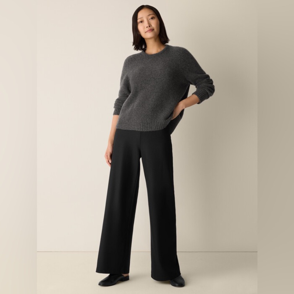 Eileen Fisher Italian Cashmere Gray Sweater - Picture 2 of 8